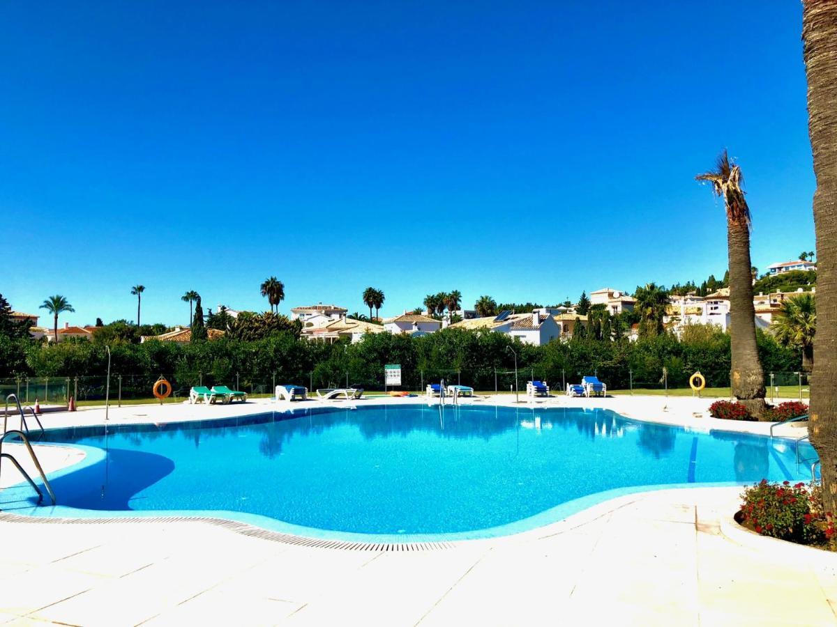 Lovely Sea Views Apartment On La Costa Del Sol El Faro Exterior photo