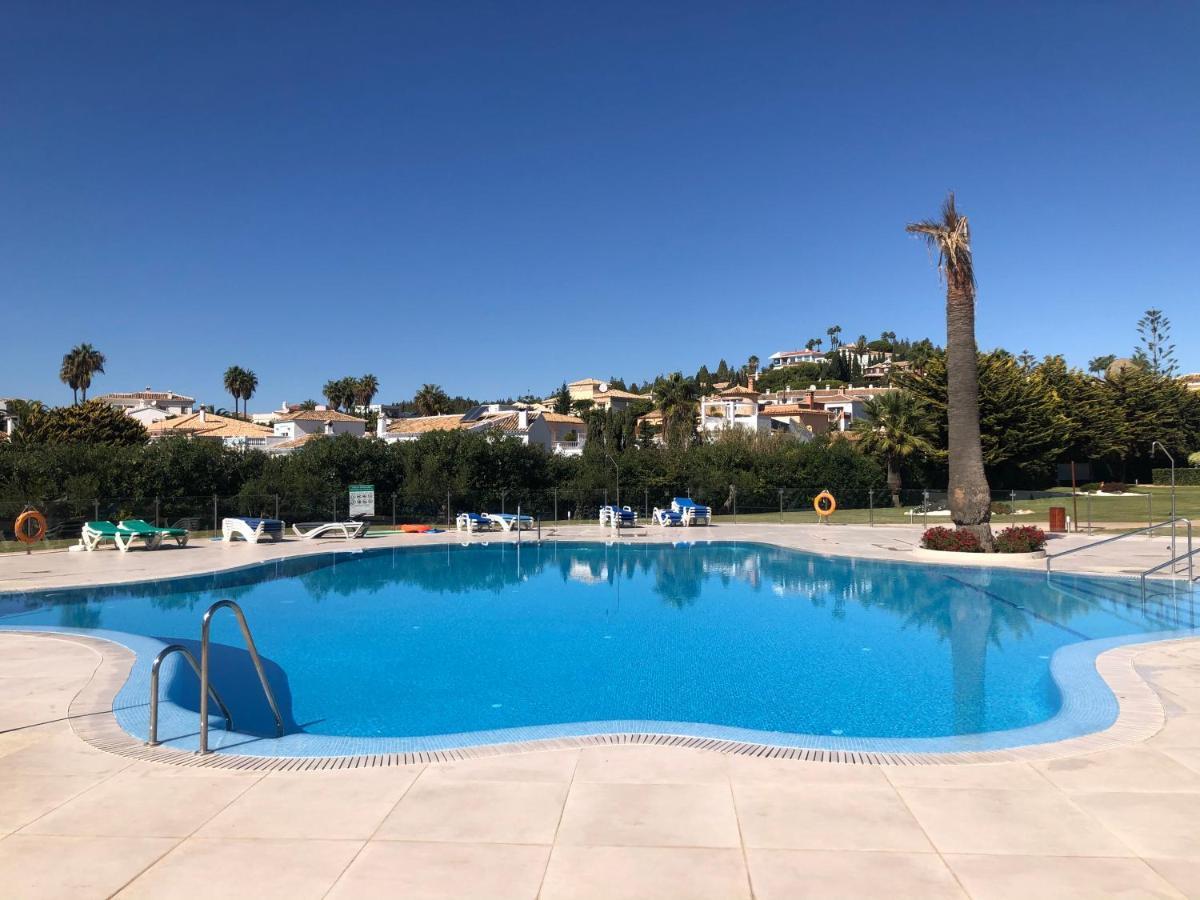 Lovely Sea Views Apartment On La Costa Del Sol El Faro Exterior photo