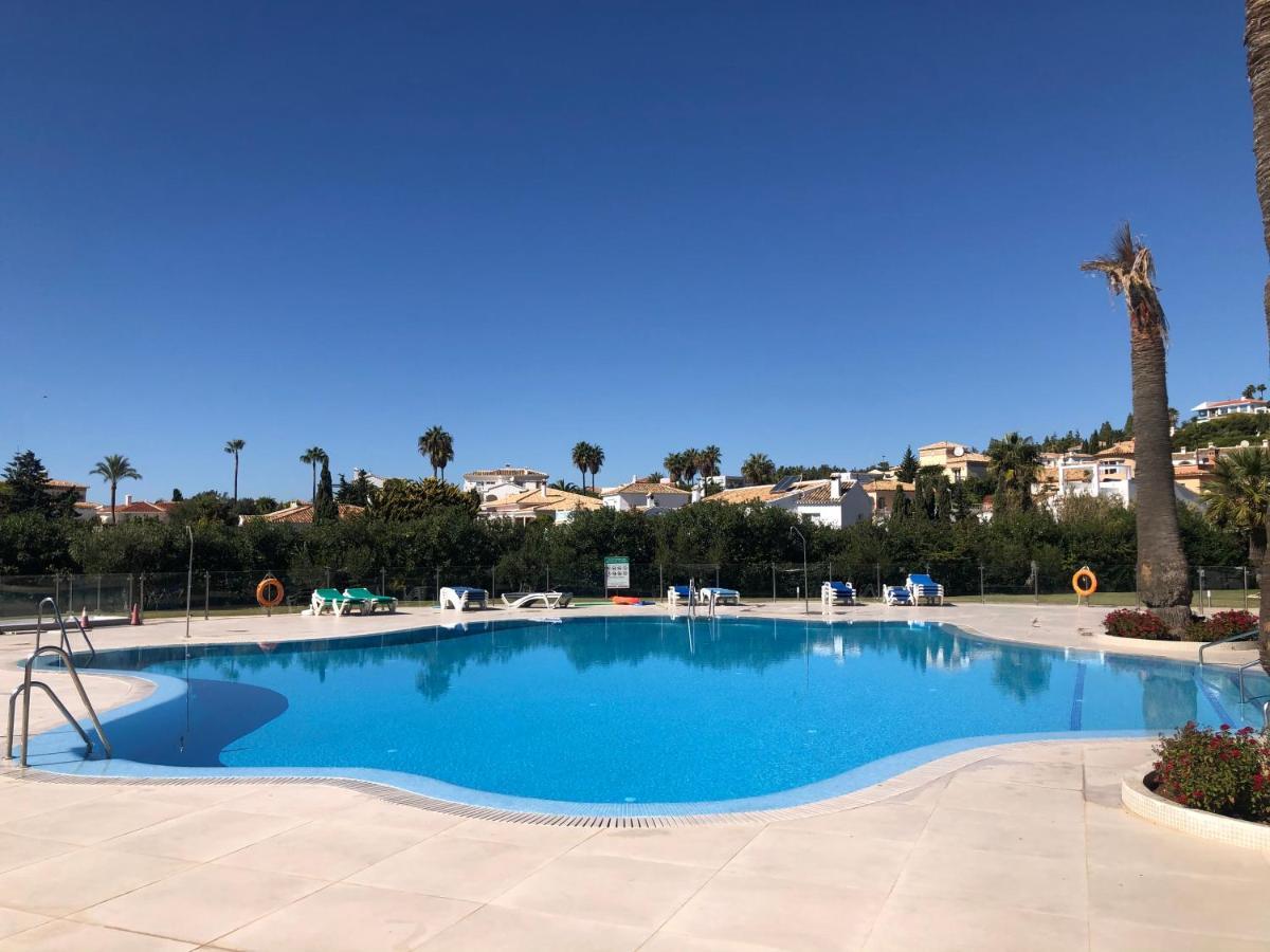 Lovely Sea Views Apartment On La Costa Del Sol El Faro Exterior photo